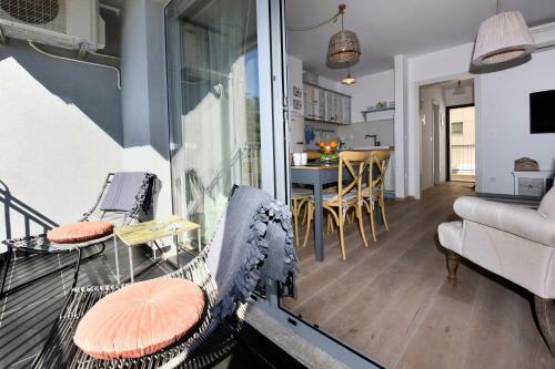 Apartamentos Romana Serena Sunset