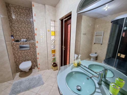 Extra Grand Apartments Two Bedrooms Ultracentral