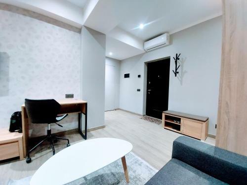 Aparthermes - Circus