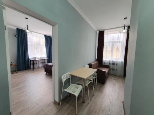 Park & Pedestrian Zone Apartment For4