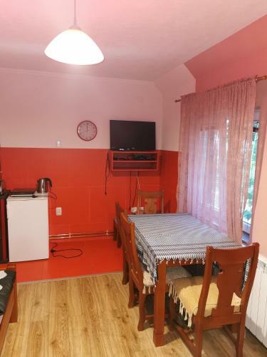 Apartmani Razvr?je