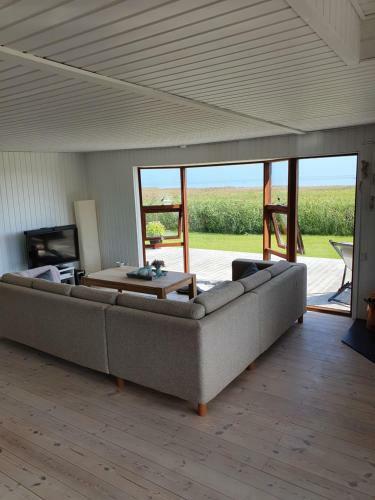 Full Ocean View & Game Rooms