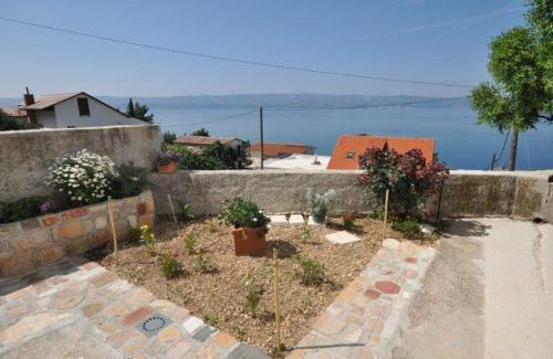 Apartments With A Parking Space Omis - 11066