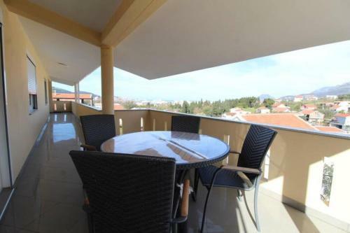 Apartamento 2bd Modern Apt In Rena W/ 2 Big Balconies Deska