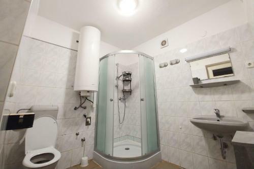 Hegybenj�r� Apartman Balatonederics