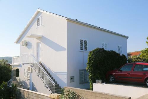 Apartments Tonia Br. 1