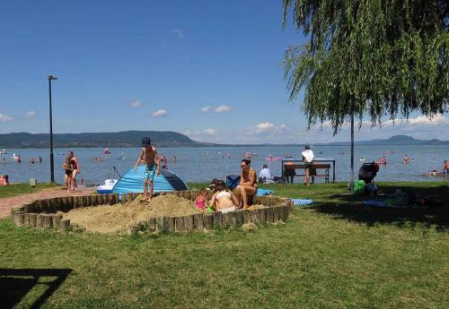 Holiday Home In Balatonmariaf�rdo 35399