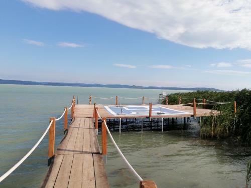 Sz�rsz� Holiday Apartman