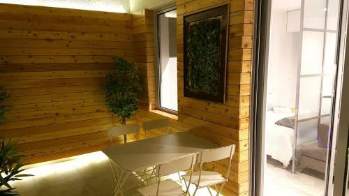 Downtown Beauty Apartment