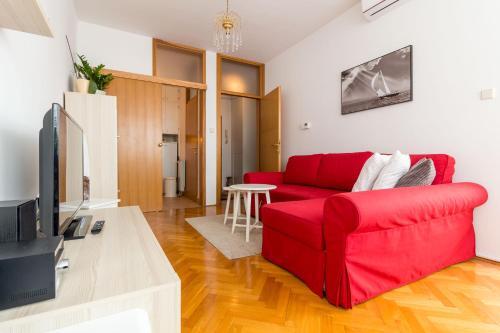 Apartment Zagreb Idila Center S Balkonom