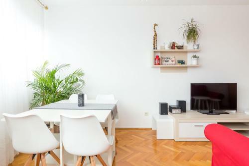Apartment Zagreb Idila Center S Balkonom