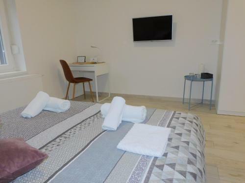 Apartamento Room & 4 Studios - Modern Comfy Central - Free Netflix
