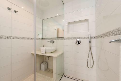 Urban Luxury Apartment