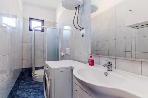 Apartments Andrej