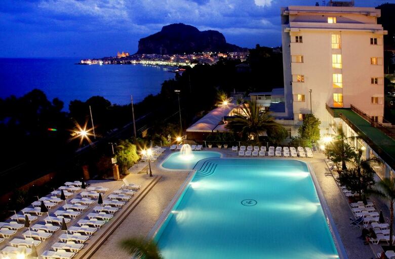 Hotel Santa Lucia And Le Sabbie D Oro