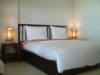Hotel First Bungalow Beach Resort(beach Bnglw)
