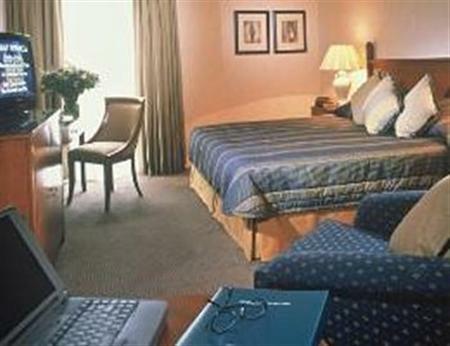 Hotel Millennium Gloucester