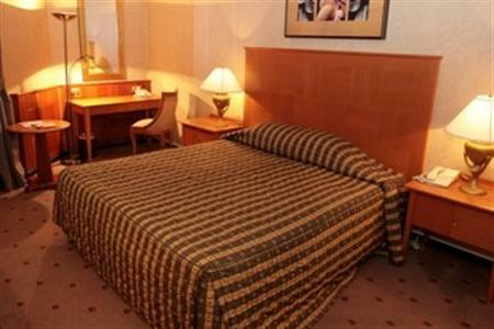Hotel Millennium Gloucester
