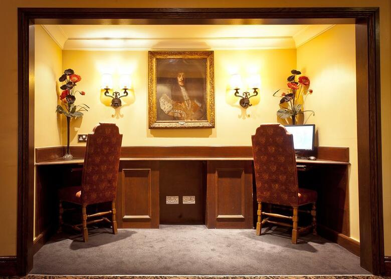 Bull Hotel