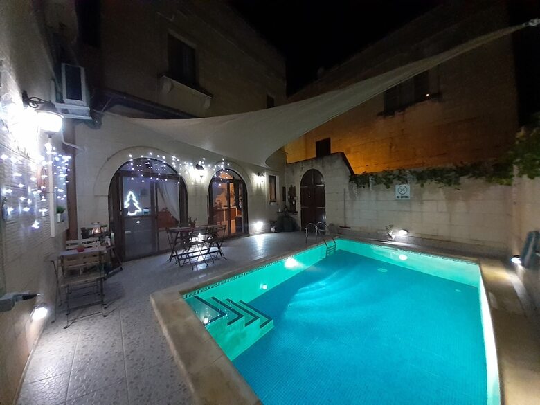 Hostal Laringa Holiday Bed&breakfast