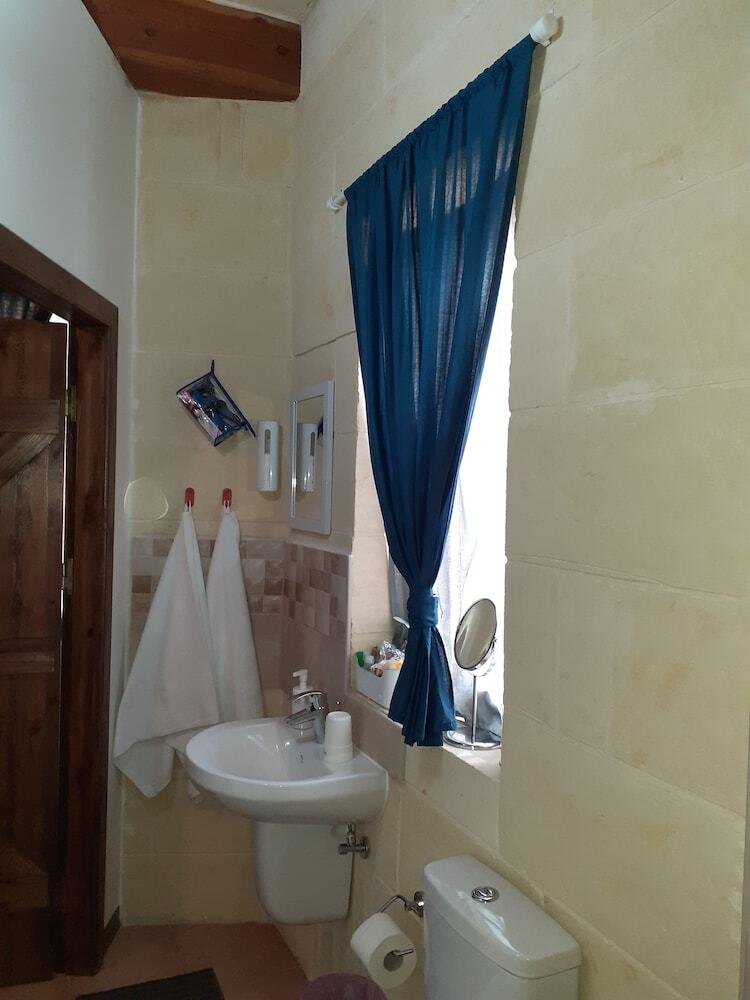 Hostal Laringa Holiday Bed&breakfast