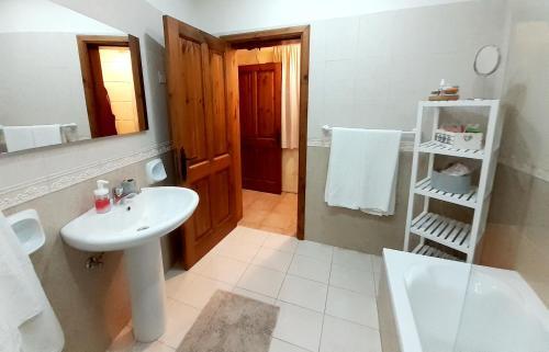 Hostal Laringa Holiday Bed&breakfast