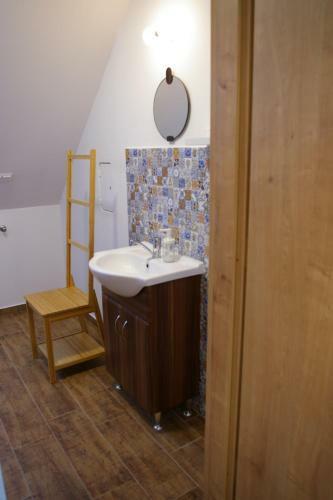 S�rk�nyh�zi Apartman Barnag