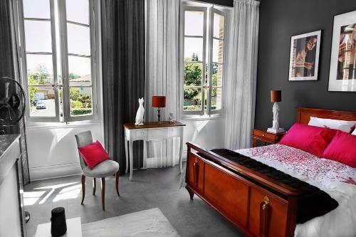 Hostal Le Cherche Midi Chambres D'h�tes