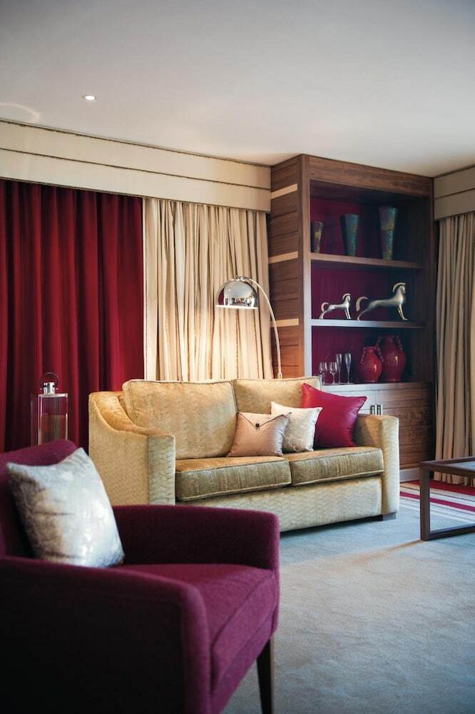 Casa Hotel