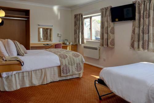 Sandpiper Hotel & Restaurant