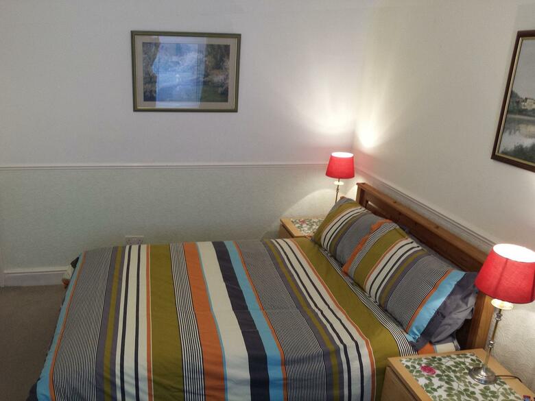 Hostal The Strand Hotel