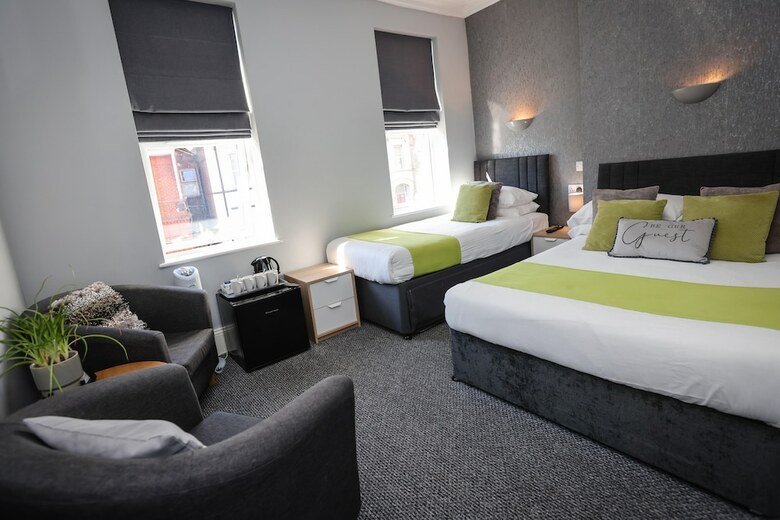 Hostal Chelsea Hotel