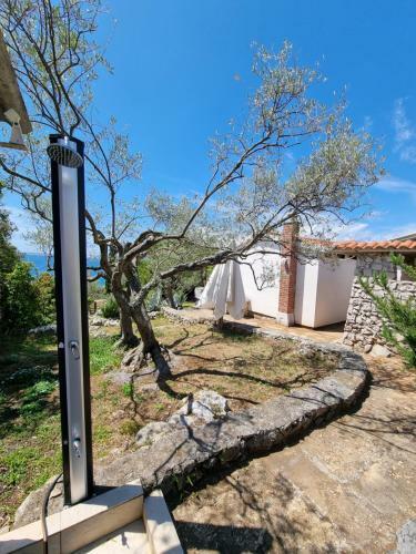 Orkula Hidden Paradise- Robinson Holiday House