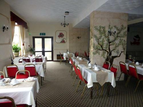 Posada Woodlands Hotel And Restaurant
