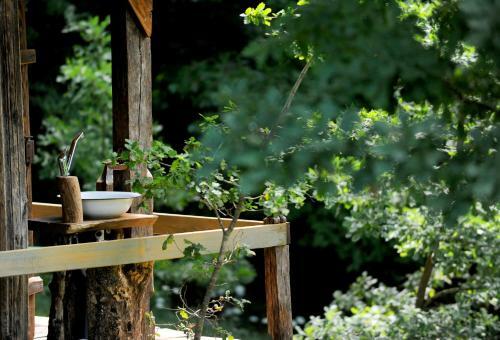 Lodge Treehouse Resnice -mre?nica