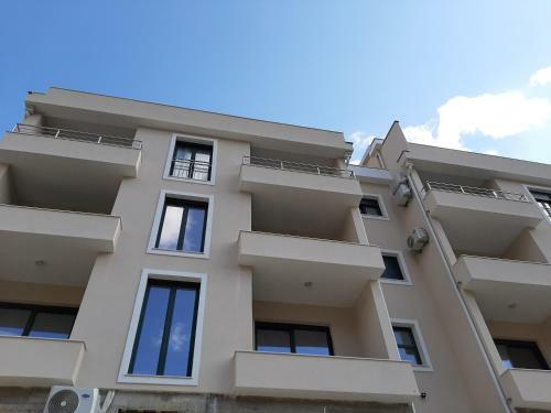 Maritimo Di Cattaro****lux Apartment With Garage