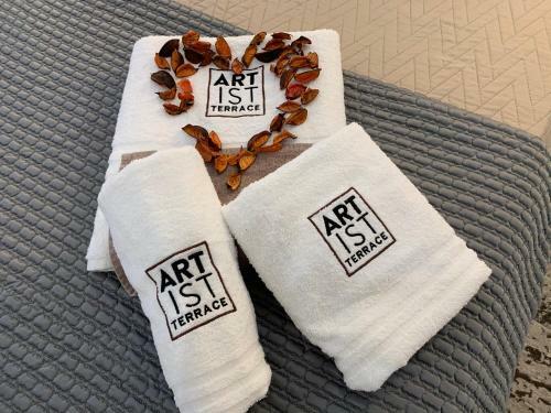 Artist Terrace Apartments