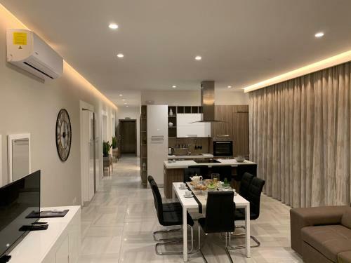 Artist Terrace Apartments