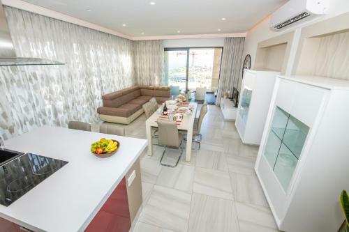 Artist Terrace Apartments