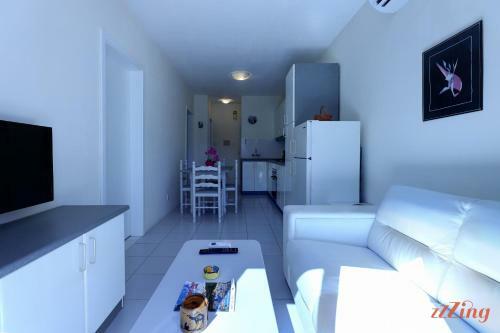 Apartamento Seaside 2 Bedroom Apt Wside Sea Views - New