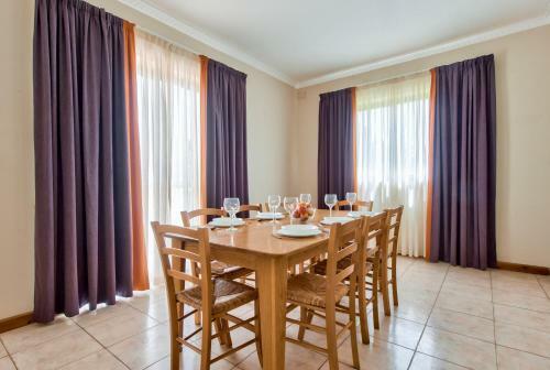 Baldacchino Holiday Villas