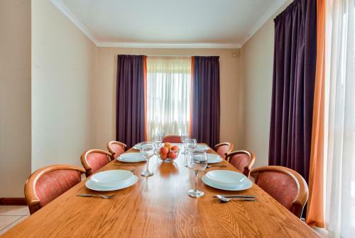 Baldacchino Holiday Villas