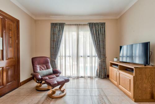 Baldacchino Holiday Villas
