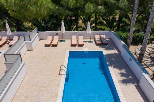 Baldacchino Holiday Villas