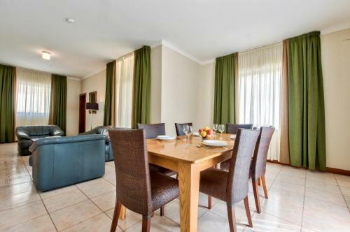 Baldacchino Holiday Villas