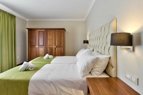 Baldacchino Holiday Villas