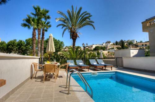 Baldacchino Holiday Villas