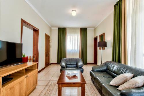 Baldacchino Holiday Villas