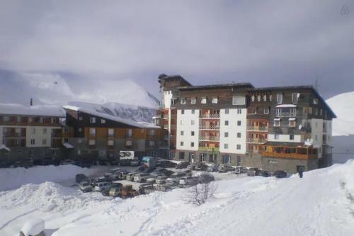 Cozy Apartment In Gudauri Center