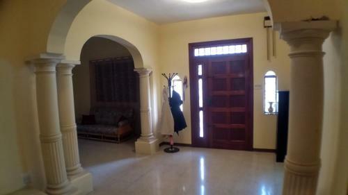 Corner Townhouse 1km From University